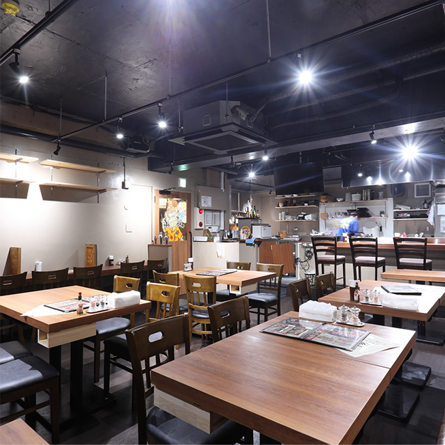 店内全景